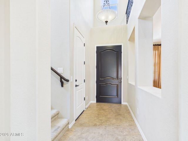 2567 E PENEDES Drive, Gilbert, AZ 85298