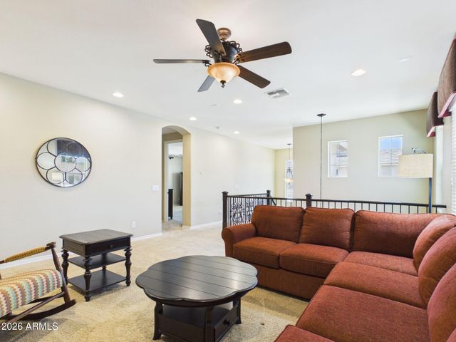 2567 E PENEDES Drive, Gilbert, AZ 85298