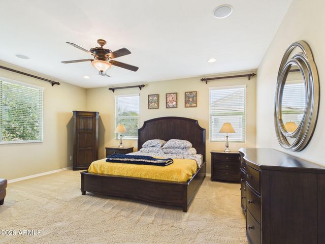 2567 E PENEDES Drive, Gilbert, AZ 85298
