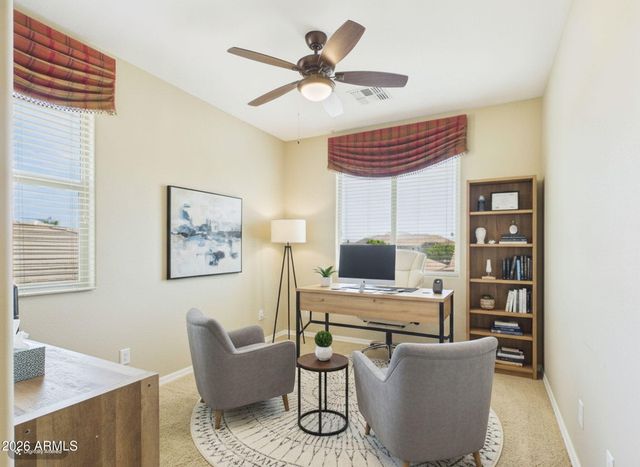 2567 E PENEDES Drive, Gilbert, AZ 85298