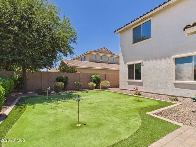 2567 E PENEDES Drive, Gilbert, AZ 85298