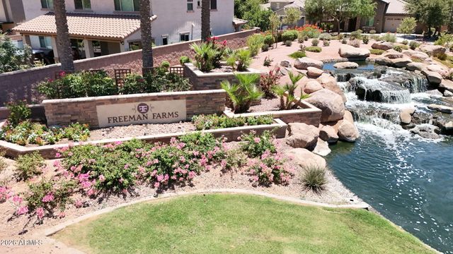 2567 E PENEDES Drive, Gilbert, AZ 85298