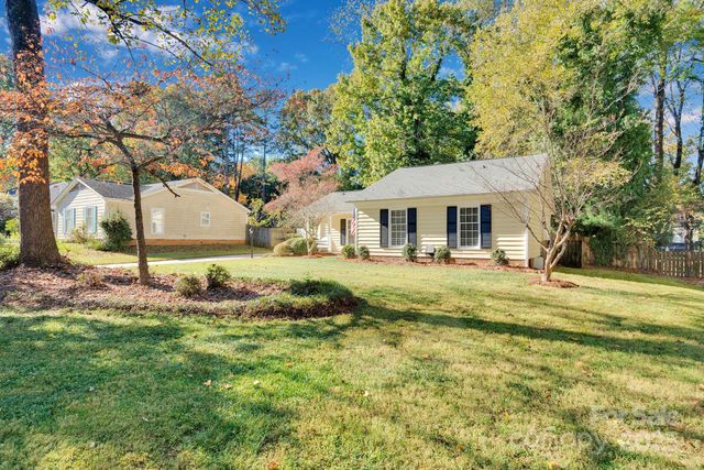 9310 Harps Mill Court, Charlotte, NC 28270
