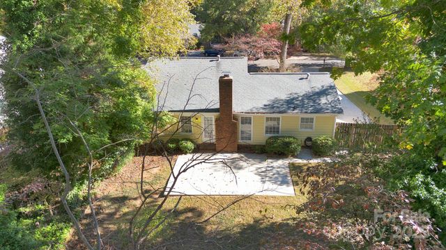 9310 Harps Mill Court, Charlotte, NC 28270