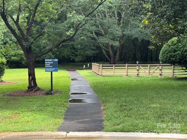 9310 Harps Mill Court, Charlotte, NC 28270