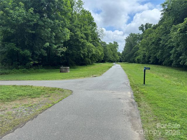 9310 Harps Mill Court, Charlotte, NC 28270