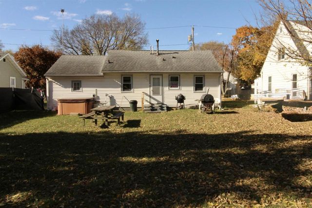 807 Johnson Street, Beloit, WI 53511