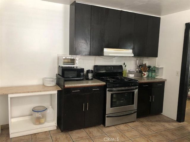 424 E 91st Street, Los Angeles, CA 90003