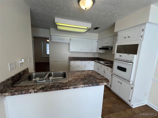 6724 CAPOUANO Drive, Montgomery, AL 36116