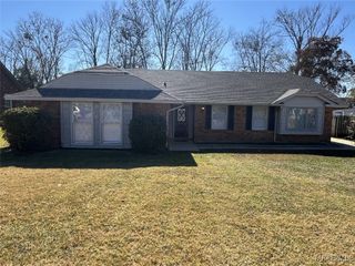 6724 CAPOUANO Drive, Montgomery, AL 36116