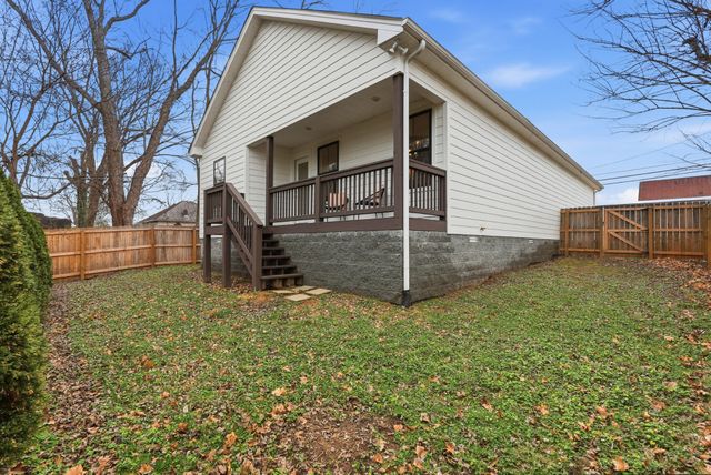 113 11th Ave, W, Springfield, TN 37172