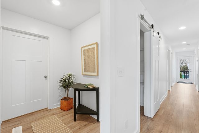 113 11th Ave, W, Springfield, TN 37172