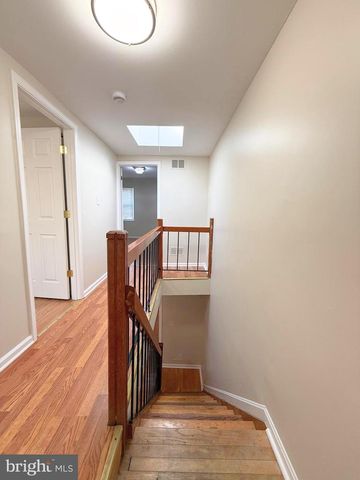 549 MOSHER ST, Baltimore, MD 21217