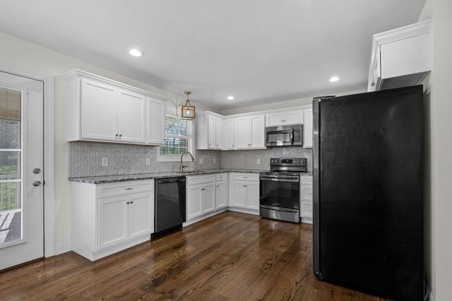 1536 Fairfield Pike, Shelbyville, TN 37160