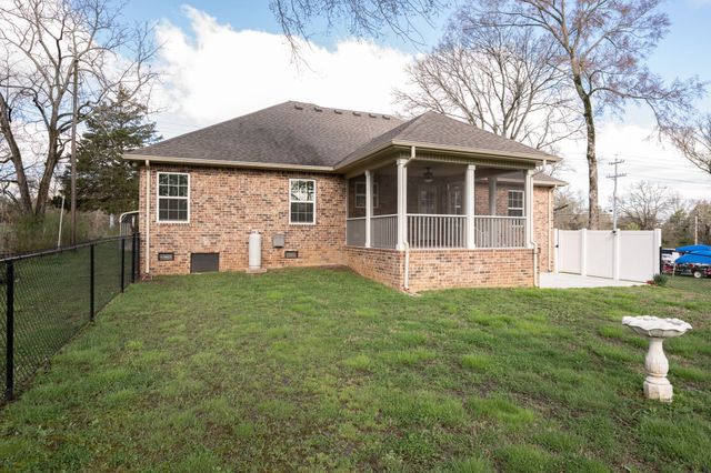 1536 Fairfield Pike, Shelbyville, TN 37160