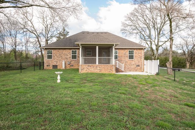 1536 Fairfield Pike, Shelbyville, TN 37160