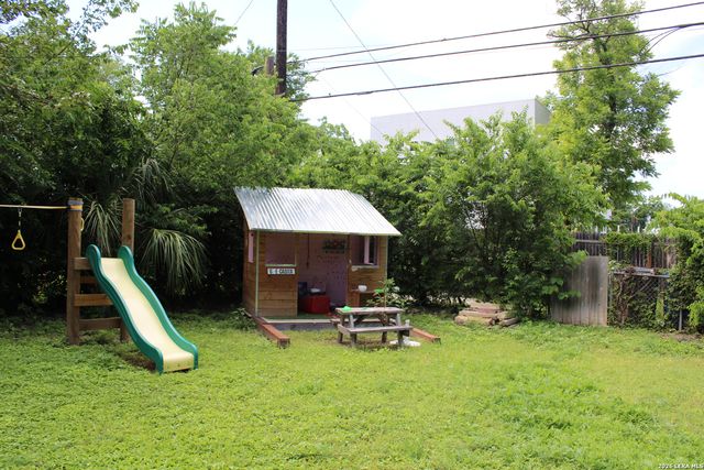 115 Addax Dr., San Antonio, TX 78213
