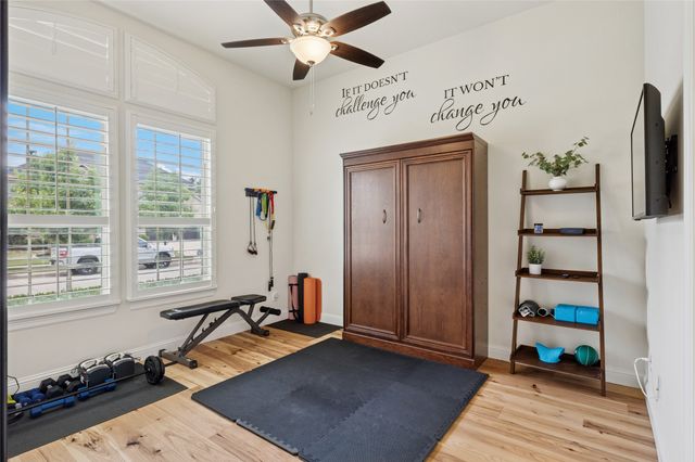 1032 W Bluff Way, Roanoke, TX 76262