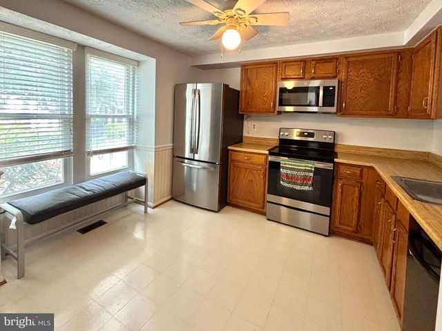 2800 NESTOR CT, Bowie, MD 20716