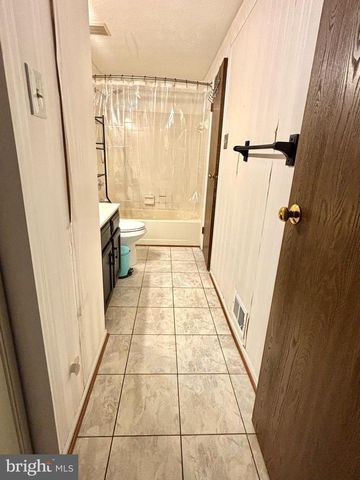 2800 NESTOR CT, Bowie, MD 20716