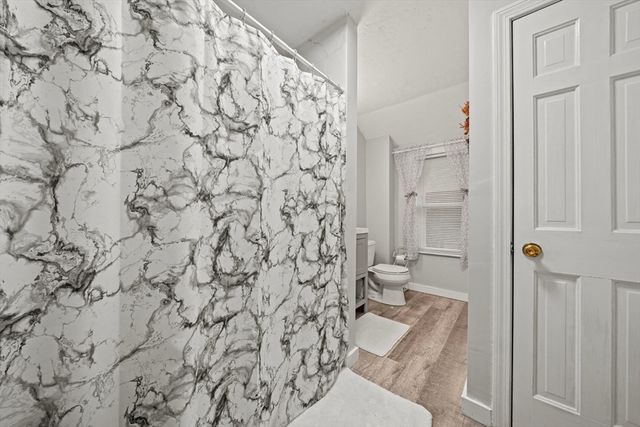 93 Baxter Ave, Quincy, MA 02169
