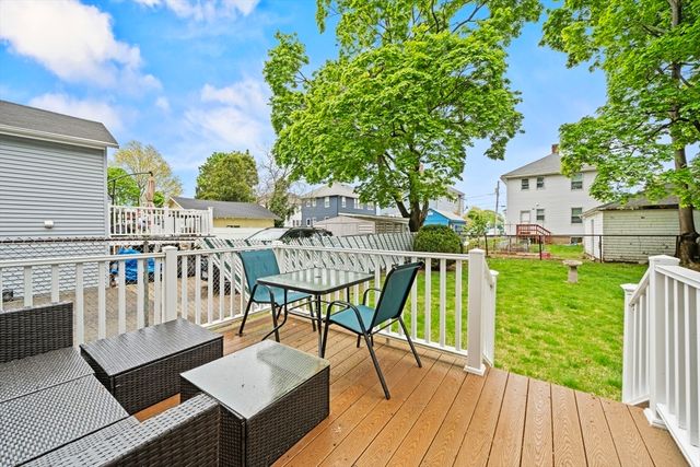 93 Baxter Ave, Quincy, MA 02169