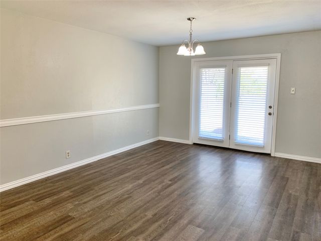 909 Memorial Drive, Wylie, TX 75098