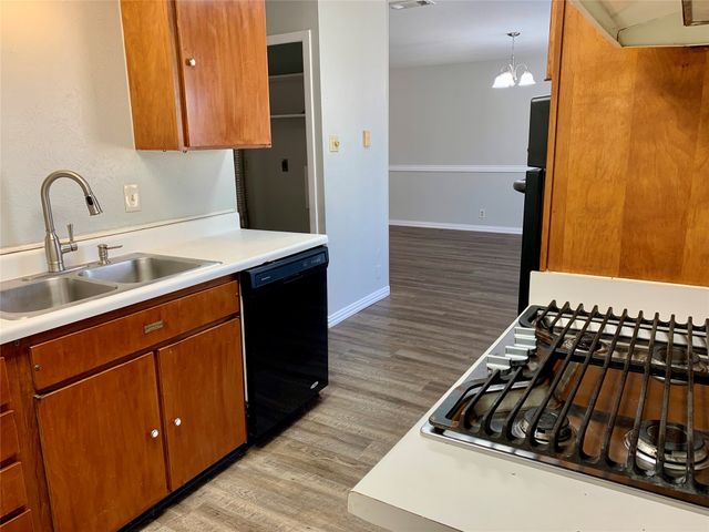 909 Memorial Drive, Wylie, TX 75098