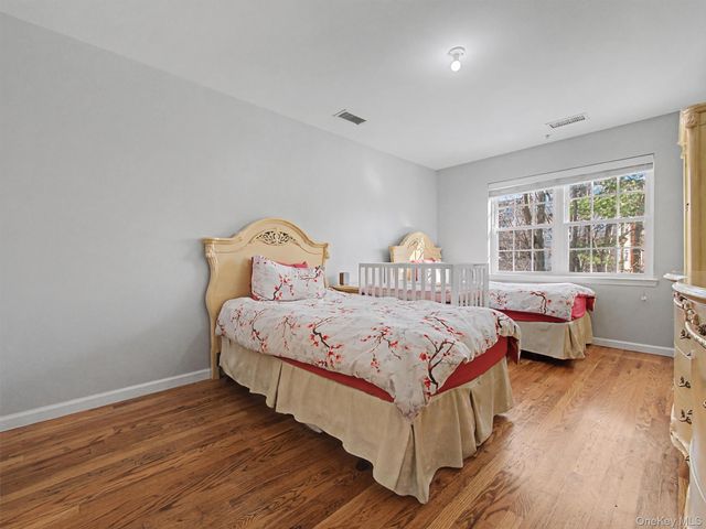 9 Elm Street 201, Spring Valley, NY 10977