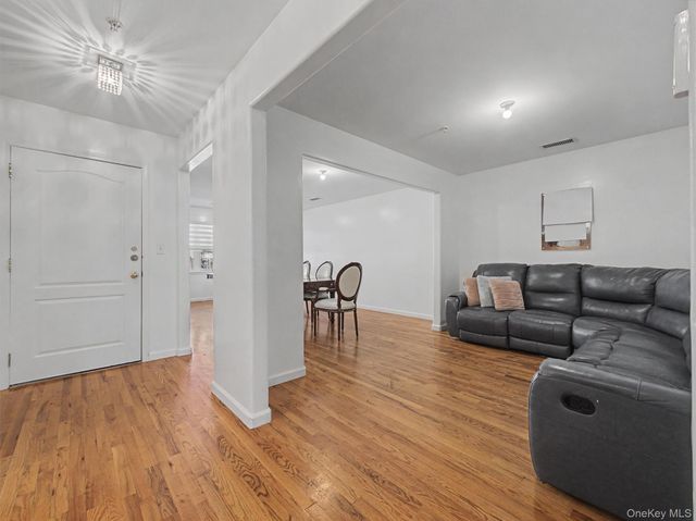 9 Elm Street 201, Spring Valley, NY 10977