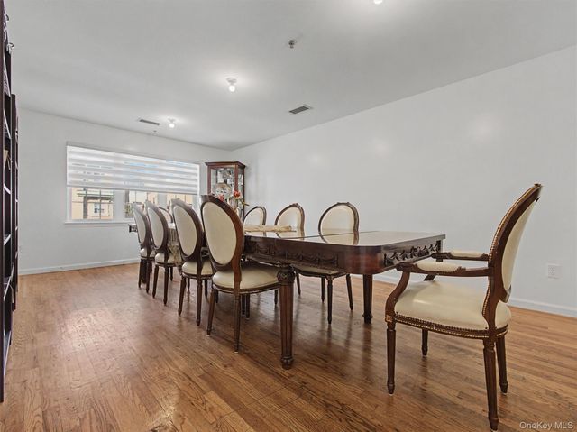 9 Elm Street 201, Spring Valley, NY 10977