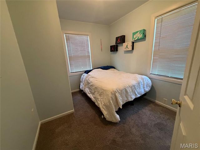 3627 Marshall Avenue, St John, MO 63114