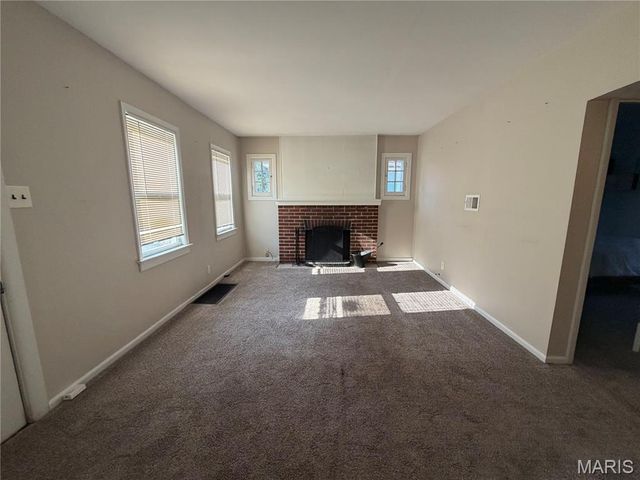 3627 Marshall Avenue, St John, MO 63114