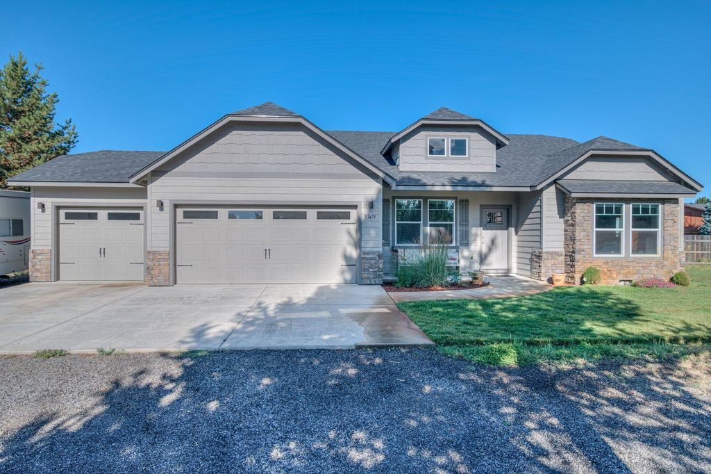 53475 Bridge Drive, La Pine, OR 97739