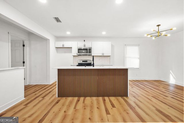 766 Pegg Road SW, Atlanta, GA 30315