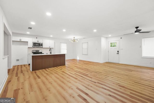 766 Pegg Road SW, Atlanta, GA 30315