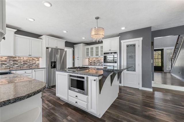 5303 Hickory Hills Lane, Harrison, AR 72601