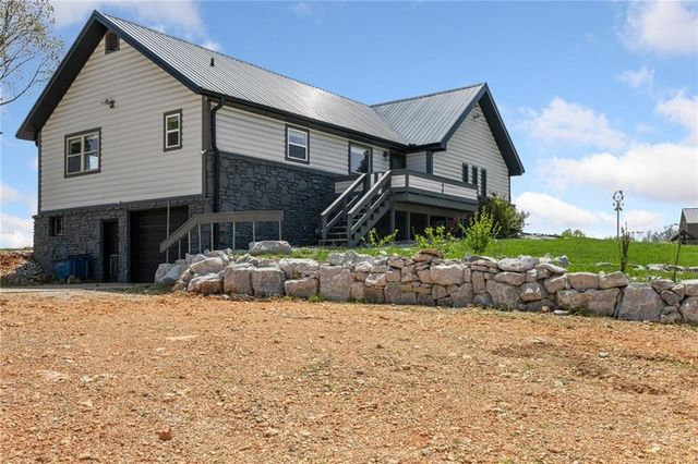 5303 Hickory Hills Lane, Harrison, AR 72601