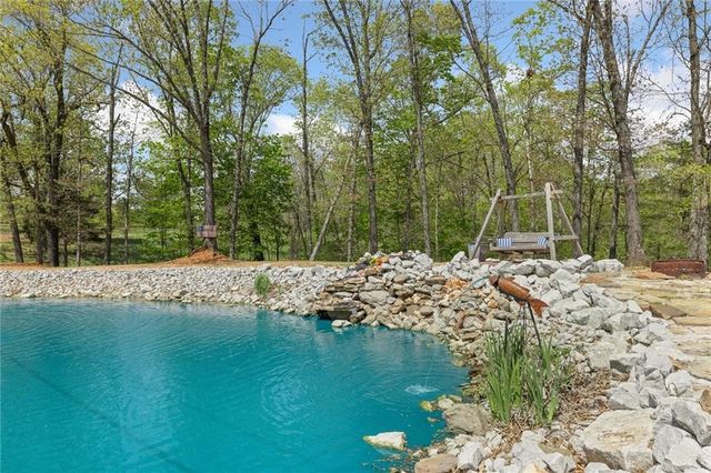 5303 Hickory Hills Lane, Harrison, AR 72601