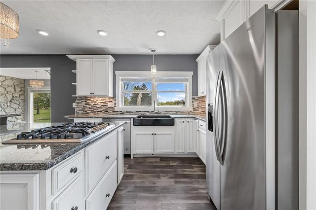 5303 Hickory Hills Lane, Harrison, AR 72601