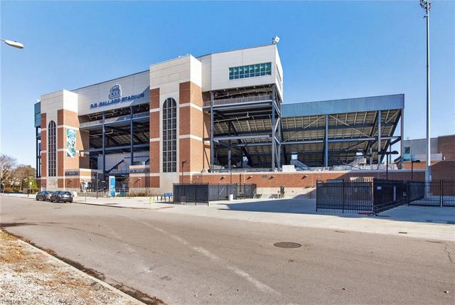 1411 Longwood DR, Norfolk, VA 23508