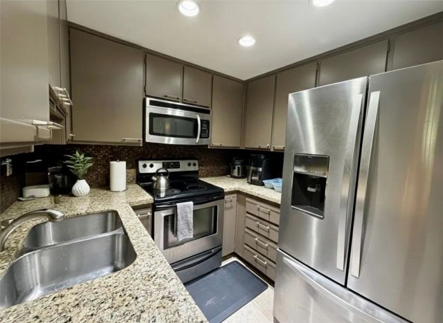 7 Silktassel, Rancho Santa Margarita, CA 92688