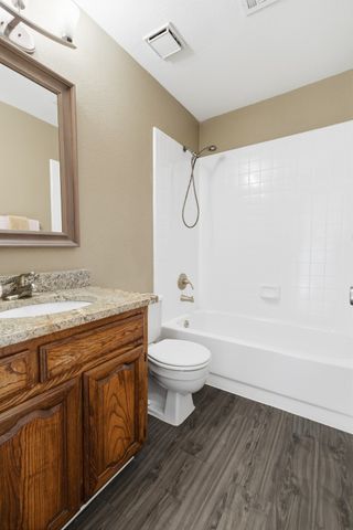 2927 S Bend Drive, Dallas, TX 75229