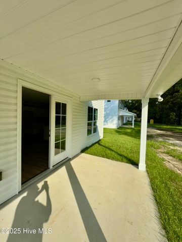 4371 W West Pine Street A, Farmville, NC 27828