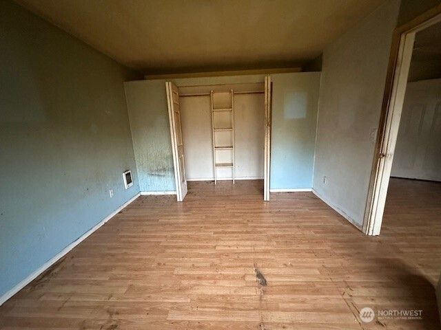 210 Pilgrim Road, Castle Rock, WA 98611