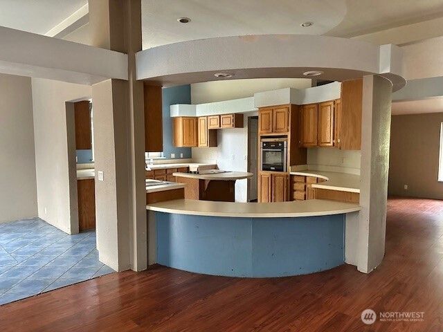 210 Pilgrim Road, Castle Rock, WA 98611