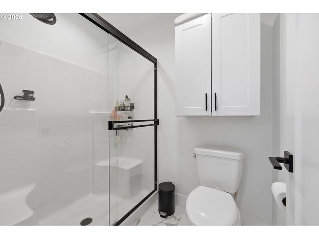 14252 HILLOCK Ln, Oregon City, OR 97045