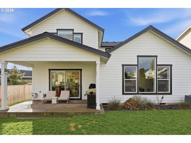 14252 HILLOCK Ln, Oregon City, OR 97045