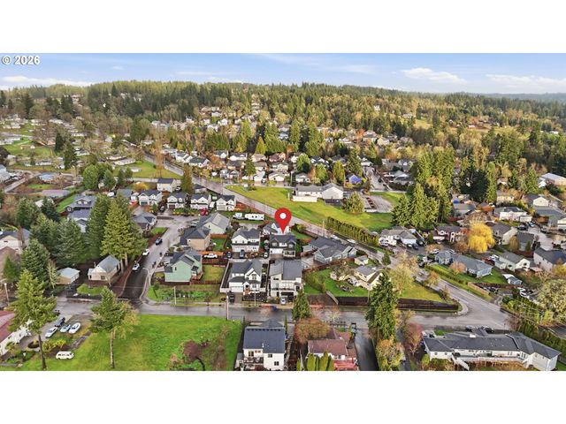 14252 HILLOCK Ln, Oregon City, OR 97045
