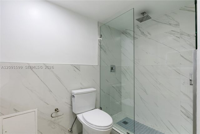 2301 Collins Ave 318, Miami Beach, FL 33139